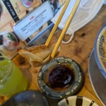 大砲ラーメン  - 餃子は一口サイズ