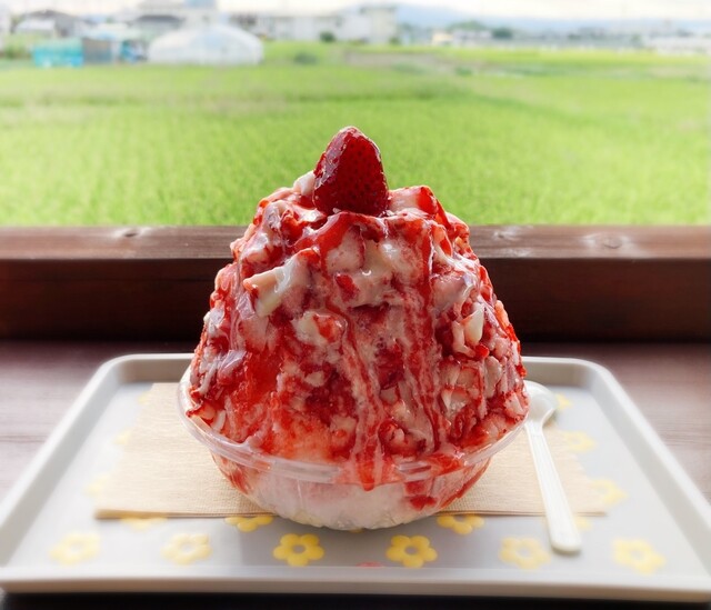 ストロベリー工房 - 帯解/クレープ・ガレット | 食べログ