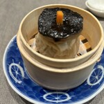 ON the TABLE CHINESE - 