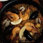 びいどろ 吉祥寺店 - 魚介のパエリア Mサイズ(2人前) 3,960円