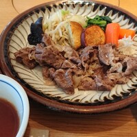 ざくろ 銀座店 - 国産牛ロース バタ焼