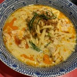 モモタイ - グリーンカレーラーメン