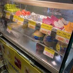 フルーツ市場 - 店頭のフルーツ