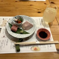 すき焼きと牛まぶし ももしき - Appetizer 