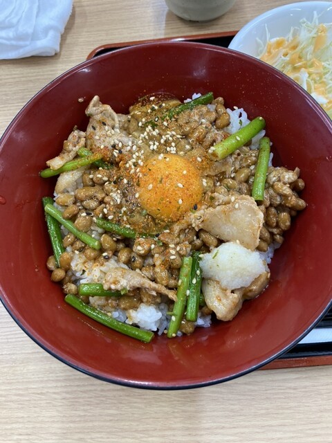 鶴巣亭（【旧店名】鶴巣庵） - 泉中央（食堂）の写真