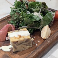 EX marunouchi - パエリアランチ1680円　前菜