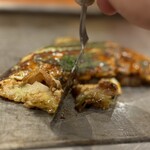 福太郎 - 小ぶりやけど、満足の味わい 
      生地に香るフワッとしたにんにくがたまらんね
      
      ねぎ焼きも「にんにく無し」選べるらしい