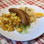 Romer Pils Brunnen - 料理写真:★Farmer sausages with fried potatoes and sour cabbage