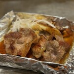 福太郎 - 鳥皮をカリカリ