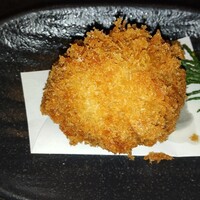 隠れ房 川崎店 - ズワイガニコロッケ