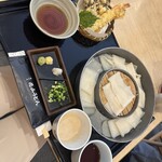花山うどん 本店 - 