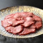 牛タン ホルモン かなう - 