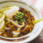 ヨコクラうどん - なめこおろしぶっかけwith璃の香