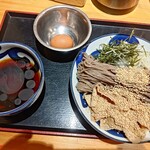 蕎麦とラー油で幸なった。 - 