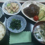 リール - 手ごねハンバーグ