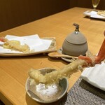 夕庵 - あつあつを手でつまんできただきます