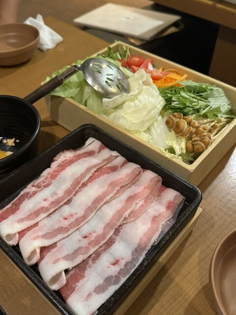 Shabu-shabu Onyasai Shimbashi photo 3