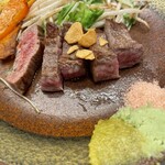 福井肉食堂 くるふ駅店 - 若狭牛ちょい盛り