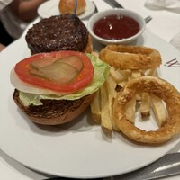 ウルフギャング・ステーキハウス シグニチャー - 