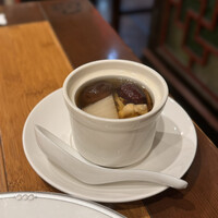 個室中華 頤和園 溜池山王店 - 