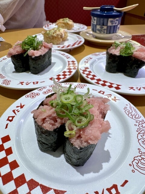 スシロー 新宿東口店 - 新宿/回転寿司 | 食べログ