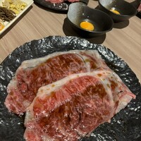 近江うし 焼肉 にくTATSU 青山本店 - 