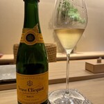 すし処 睦月 - 泡で乾杯