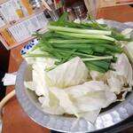 新世界もつ鍋屋 - 