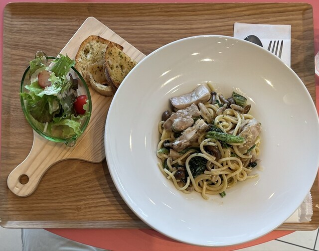 pain clair cafe photo 2