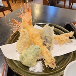 Shinshu Soba Dokoro Kirisato - Large Head-on Shrimp!