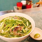 フォーティントーキョー - 牛肉のフォー