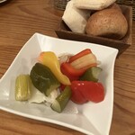 表参道ワイン食堂Den - 彩り野菜のピクルス