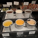 ロウリーズ・ザ・プライムリブ - 