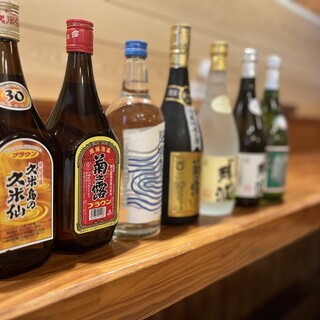 定番メニューから沖縄ならではのドリンクまで幅広くラインナップ