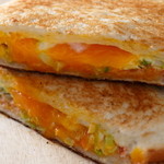 カフェクアラ - 森の朝食ビュッフェでは、サラダバー、ホットサンド、タコス、ラップサンド、ピザ、パンケーキが全部食べ放題！