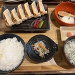 肉汁餃子のダンダダン - 