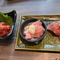 近江うし焼肉 にくTATSU 日本橋室町店 - 