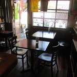 レイジーカフェ - 店内１F