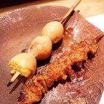 炭心 - うずら、皮（カレー塩）