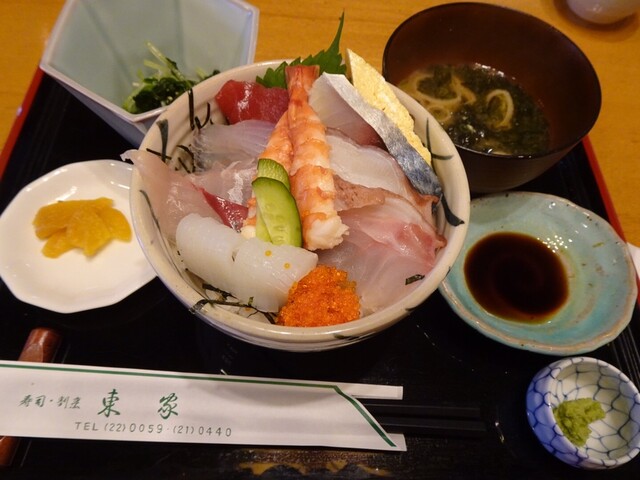 東家寿司割ぽう - 南米沢（寿司）の写真