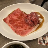 うしごろバンビーナ 恵比寿本店 - 赤身切り落とし　サーロイン