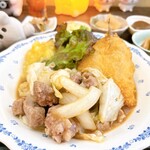 KanaTan - 牛めがねスタミナ炒め
アジフライ、さつま芋タルタル