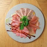 原価ビストロチーズプラス - 