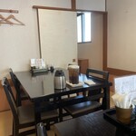 天冨久 - 二階席(手前)