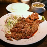 キャトルラパン - ステーキランチ 400g(税込1,500円)
                    塩･わさび醤油
