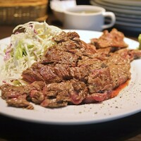 キャトルラパン - ステーキランチ 400g(税込1,500円)
                    塩･わさび醤油