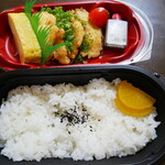 大浦鮮魚店 - 油淋鯛弁当800円