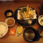 菜も屋 - 料理写真:天ぷら定食（松