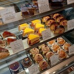 パティスリー イル・プルー・シュル・ラ・セーヌ - 