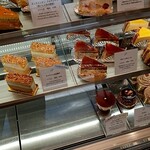 パティスリー イル・プルー・シュル・ラ・セーヌ - 